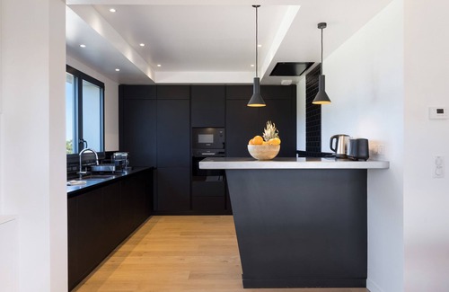 Bidart Casa | VIEWPOINT - Stunning Villa with Seaview, Heated Pool and Sauna in Bidart - BARNES
