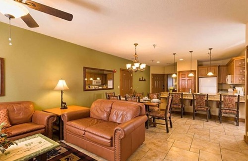 Gatlinburg Complejo | 2 BD-3 BA-Sleeps 8 Pets MOUNTAIN TOP GATLINBURG NAVIDAD !