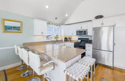 West Dennis Casa | Loring Ave 258, 4 Habitaciones, 3 Baños