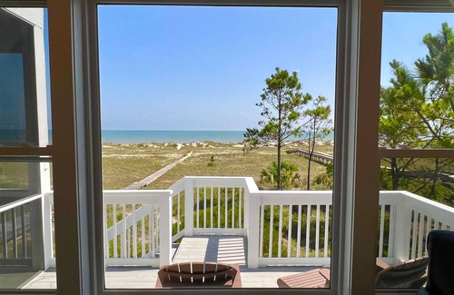 Cape San Blas Casa | Views Galore from this Gulf Front Beauty in Gated Community with Shared Pool