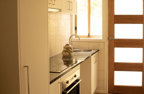 Panton Hill Apartamento | Views, nature, cosy, close to wineries and hiking, campfire, dogs welcome