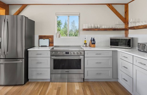 Morrisville Casa | Views of the trails, newly remodeled!