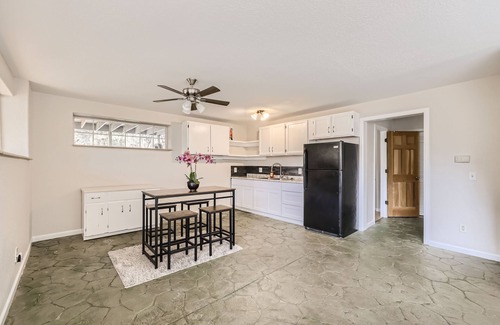 Idaho Springs Casa | Views, Rafting, Skiing, Tubing, Casinos, Zipline, Hiking, EV, Hot Tub