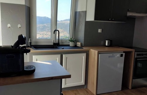 Appietto Casa | Vigna: 2-bedroom cottage with Jacuzzi, terrace and charm in the heart of the maquis