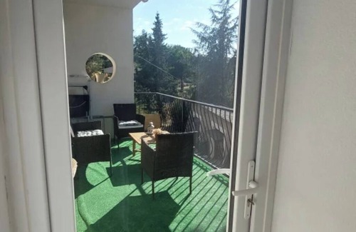 Appietto Casa | Vigna: 2-bedroom cottage with Jacuzzi, terrace and charm in the heart of the maquis