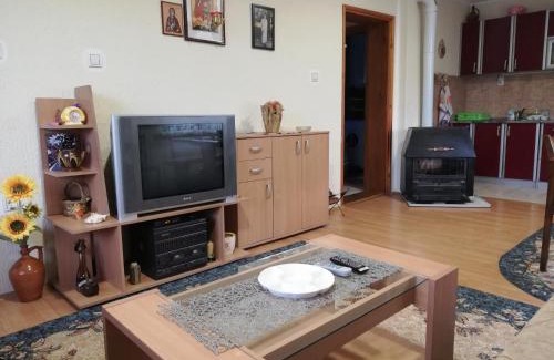 Mladenovac Casa | Vikend kuća Ivković