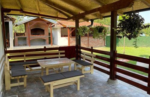 Kraljevo Casa | Vikendica Cerović