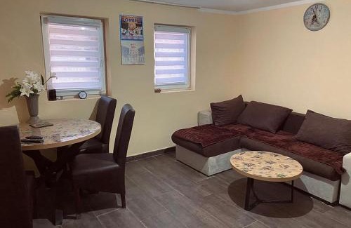 Novi Sad Casa | Vikendica na dan