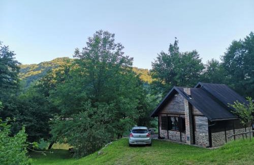 Ljubovija Casa | Vikendica na Drini DRINSKI ODMOR