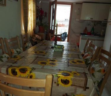 Ljubovija Apartamento | Vikendica Nada
