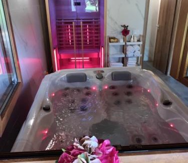 Mrkopalj Chalet De Esquí | Vila Carmen kuća za odmor sa wellnessom,Sunger