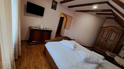 Harseni Casa | Vila Grecu