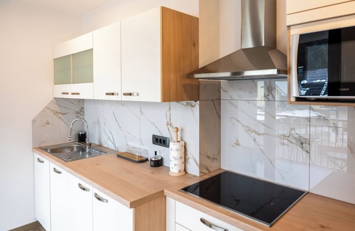 Skofja Loka Apartamento | Vila Hrastnica 1 Apartma Praprot family friendly near Škofja Loka