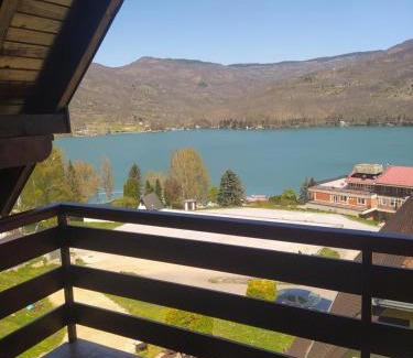 Bajina Basta Apartamento | Vila Jezero