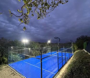 Petrovaradin Villa | Vila Kraljev Breg Fruška Gora Pool and Padel