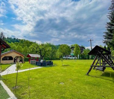 Bran Casa | Vila Lilica