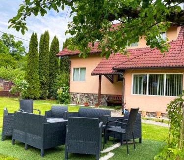 Bran Casa | Vila Lilica