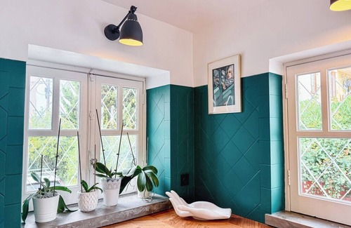 Parede Villa | La villa centenaria y renovada junto al océano: ¡encanto y elegancia!