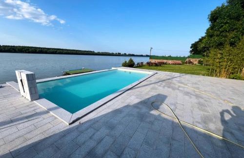 Mladenovac Villa | Vila Maza