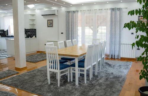 Central Serbia Villa | Vila Mitrović