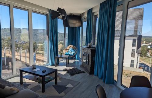 Divcibare Apartamento | Vila Onyx