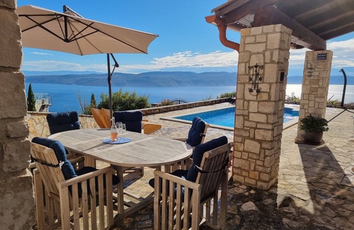 Ripenda Kosi Villa | VILA RIBA - a place of the heart for family/friends with sea views in Istria