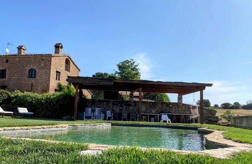 Aguilar de Segarra Casa | Vila-seca Vall d'Amunt, casa de vacaciones del siglo XIII totalmente restaurada, con Wi-Fi