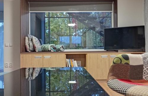 Hradec Kralove Apartamento | Vila Věkoše - apartmán s terasou a zahradou