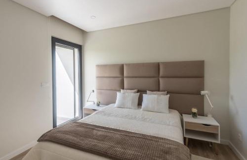 Ponta Delgada Villa | Vila Vicente Jacuzzi, Sauna and Parking