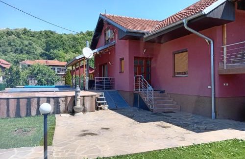 Pirot Cama Y Desayuno | Vila Viktori