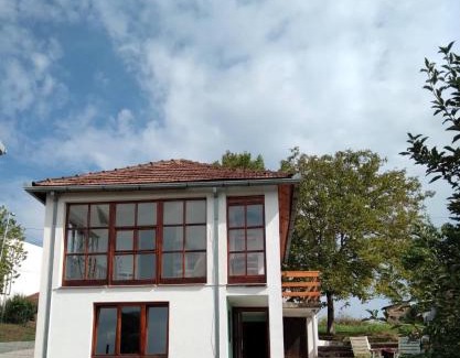 Vrdnik Apartamento | Vila Zvončica