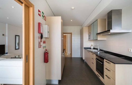 Vilamoura Apartamento | VilamouraSun Aquamar 110 - Bellamente amueblado con vista a la piscina y al puerto deportivo