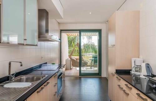 Vilamoura Apartamento | VilamouraSun Aquamar 110 - Bellamente amueblado con vista a la piscina y al puerto deportivo