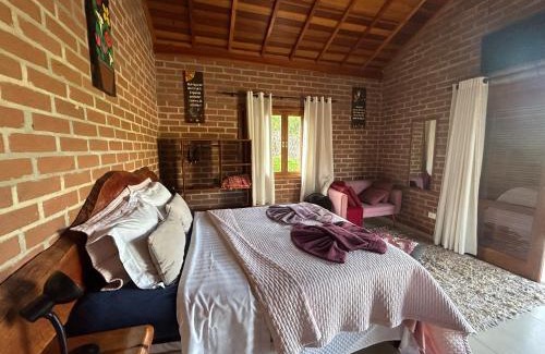 Sao Bento do Sapucai Casa | Vilarejo São Francisco - Chalé Serenidade