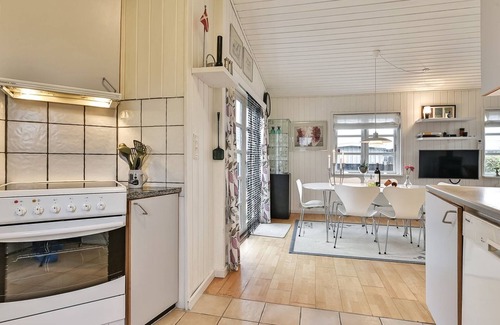Nordenhuse Casa | "Viljami" - 20m from the sea by Interhome
