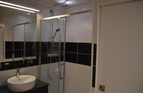 Saint-Maximin-la-Sainte-Baume Casa | Villa Asunda B&B Spa & Sauna, Chambres d'Hôtes