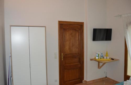 Saint-Maximin-la-Sainte-Baume Casa | Villa Asunda B&B Spa & Sauna, Chambres d'Hôtes
