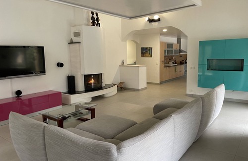 Cuers Casa | Villa à 25 Minutes de la mer Avec Piscine Dans un Grand Jardin Arboré