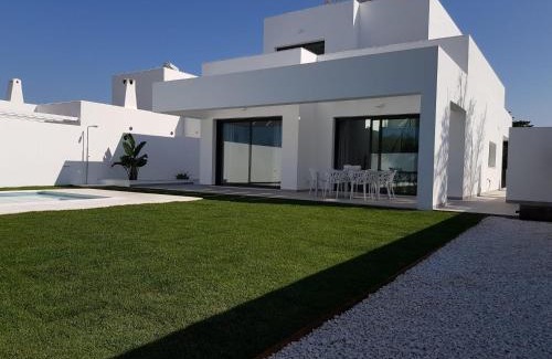 Conil de la Frontera Villa | Villa Ángela - Sólo familias