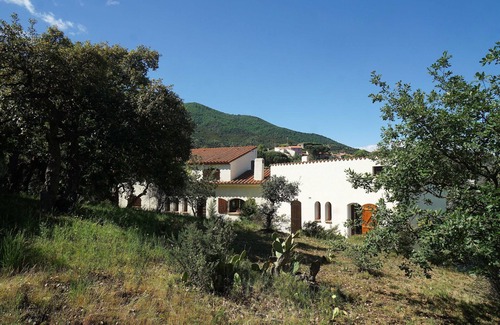 Montesquieu-des-Alberes Casa | Villa 300m2, AC, piscina, 12 camas, vista impresionante, mar12 km, OK 2 familias