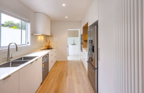 Anna Bay Villa | Villa 1 | Luxe 3BR Retreat w/ Pool Near Beach