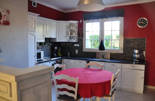 Mondragon Villa | Villa 10/12 pers piscina privada 8x4 y totalmente equipada Pool House