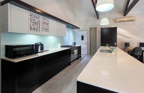 Nadi Villa | Villa 118 - 4BR Private Villa - Private Pool - 5mins to Airport