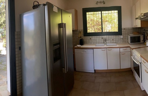 Toulon Villa | VILLA 140m² con piscina para 8 personas, vista al puerto de Toulon,