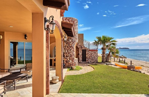 Puerto Penasco Villa | Vill #18 (Ventana) - Cinco Habitaciones Villa, Capacidad 14