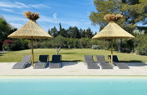 Eyragues Casa | Villa 220m2, terreno 3000m2, pueblo de 5 "a pie, 4km Saint-Rémy-de-Provence