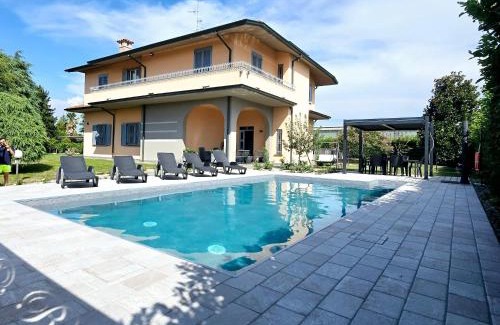 Cassano d'Adda Apartamento | Villa 3