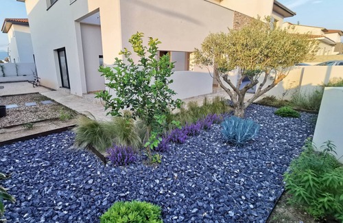 Villeneuve-de-la-Raho Villa | Villa 4* “Bella ciao”, entre lago, mar y montaña