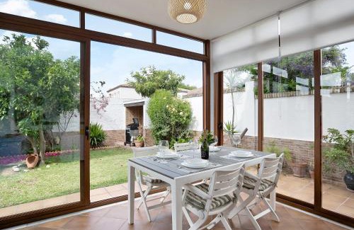 Chiclana de la Frontera Villa | Villa 4 Pinos