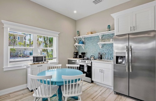 Holmes Beach Villa | Villa #4 Sand Dollar of The Anna Maria Resort & Spa